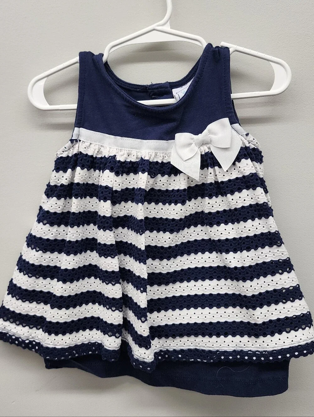 Jillian’s Closet Baby Girl Navy White Eyelet Dress 12M Bow